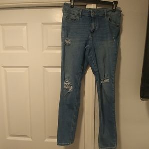 Old Navy Rockstar super skinny, stretch jeans.
